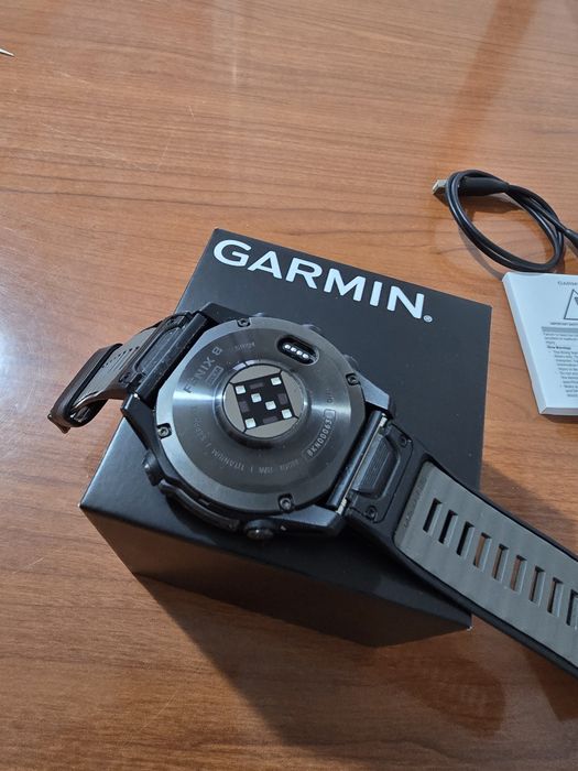 garmin fenix 8 51mm sapphire solar