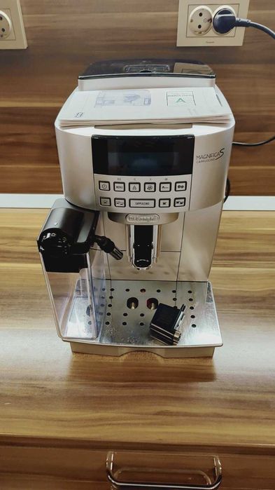 Delonghi Magnifica S ECAM 22.366S