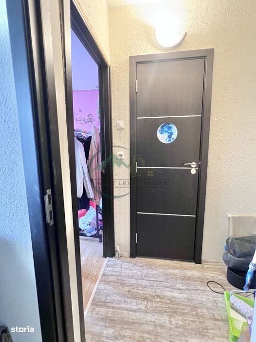 Apartament 3 camere, Astra