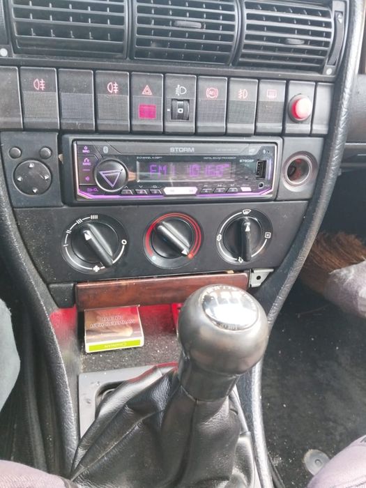 Продам машину  Audi