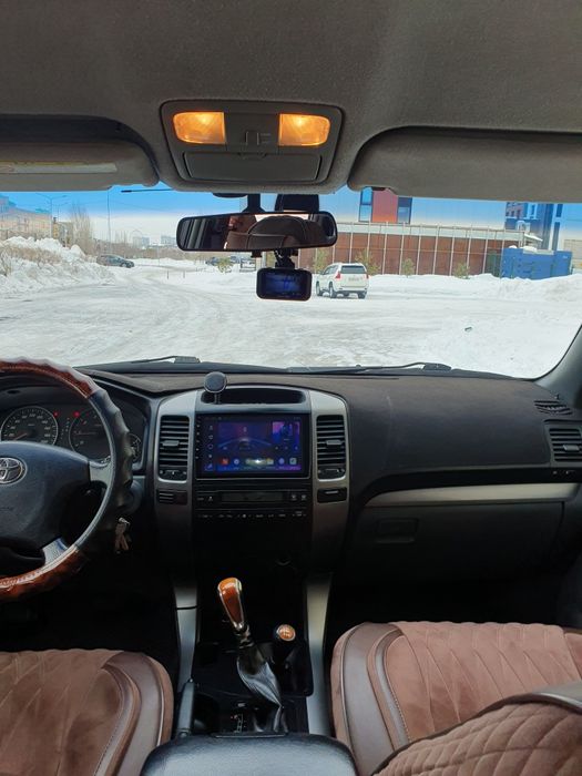 Продам ланкрузер прада-120