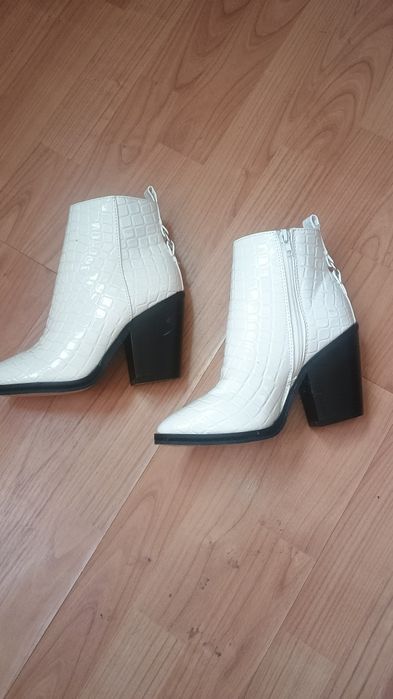 Botine cu toc Krush