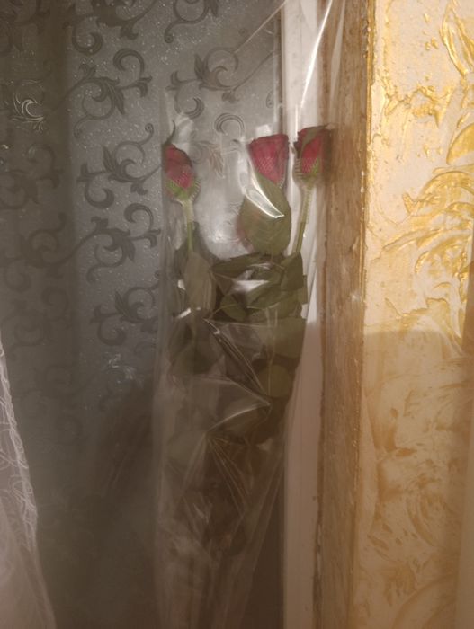 Продам два букета.