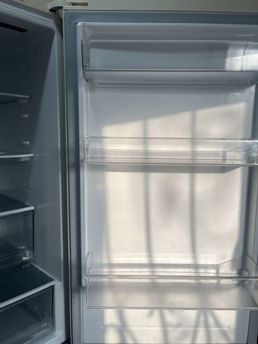 Срочно продам холодильник в идеальном состоянии