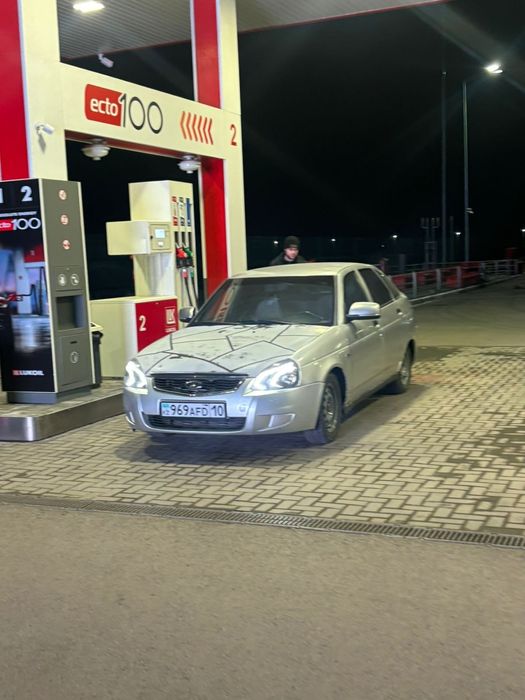 Продам Приору хэтчбек