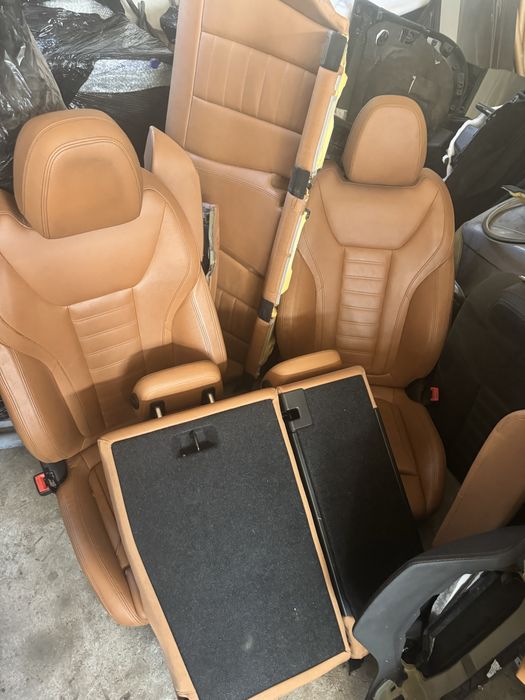 Bmw g20 седалки комлект