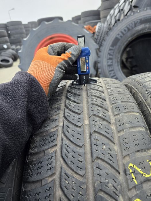 Anvelope de iarna 225-55r17c Continental