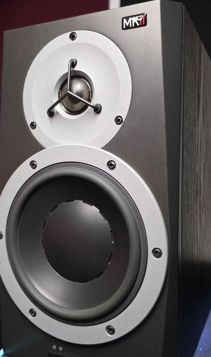 Vand  monitoare Dynaudio BM5A MKII de studio