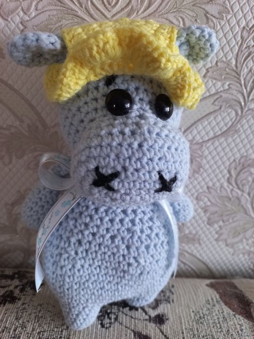 Игрушки вязаные, ручнаяработа