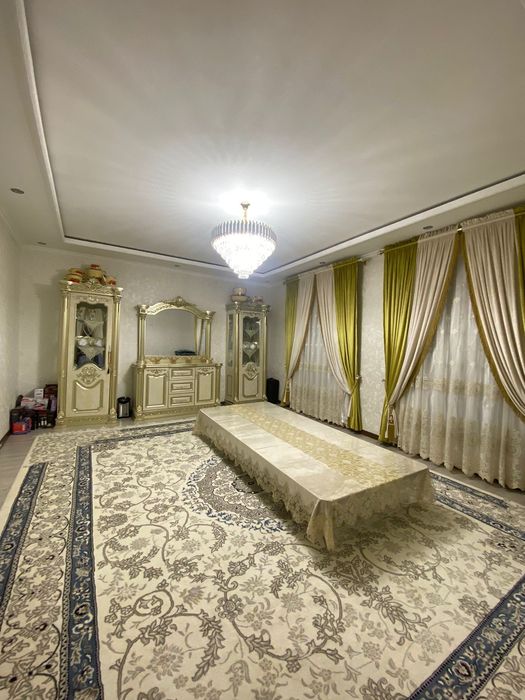 5 хонали үй сотилади палтара этажный.