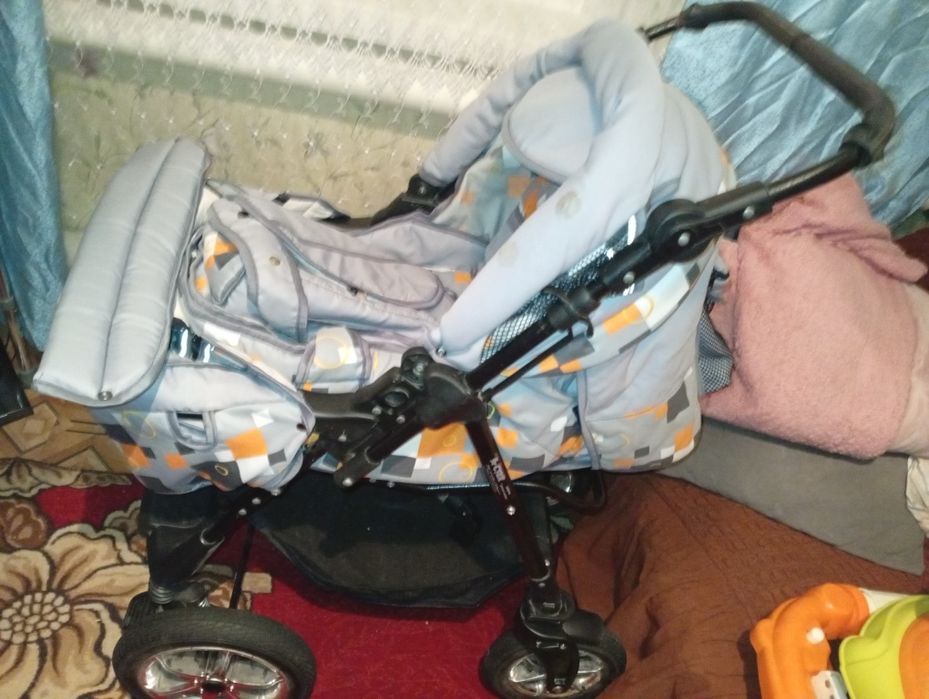 Детская коляска унисекс