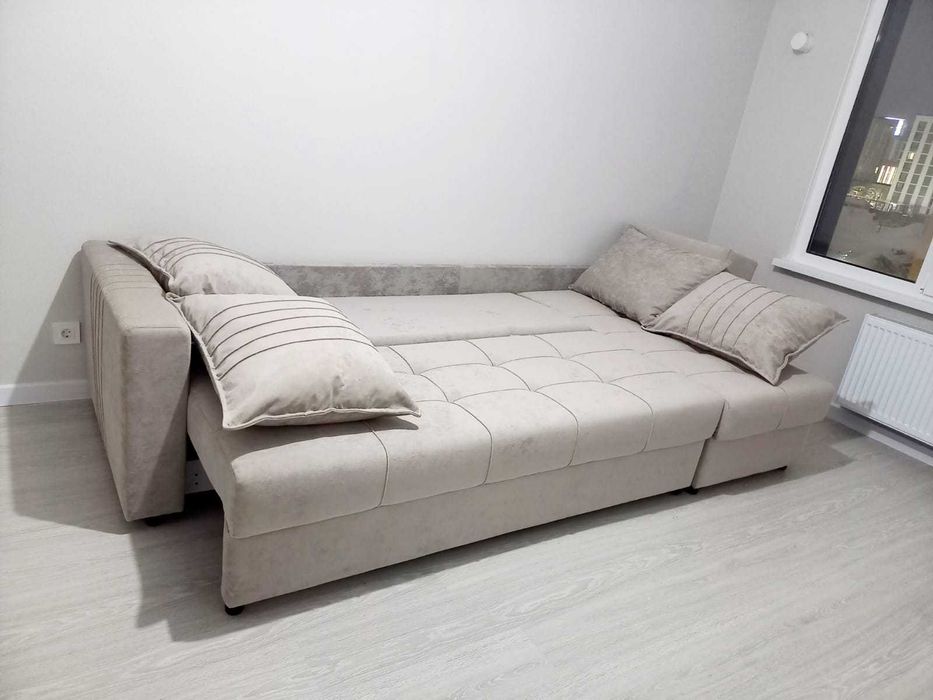 Диван угловой продается