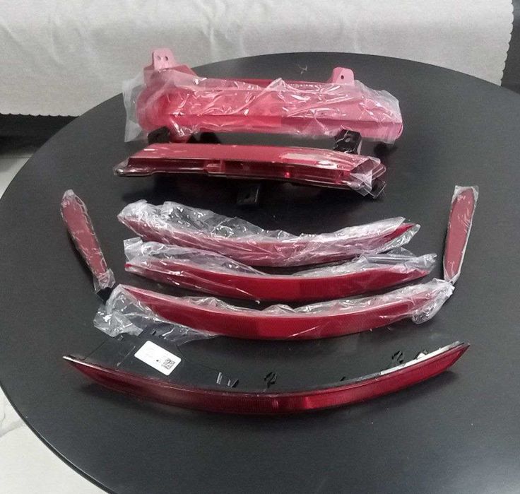 Byd ,Weismeister ,Changan , LeapMotor  задние отражатели