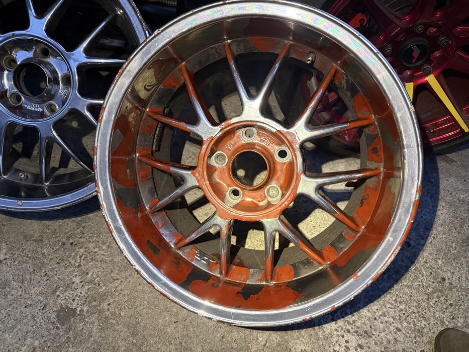 Продавам 17 цолови джанти 5х112