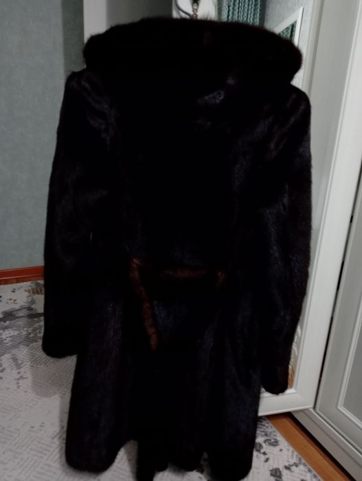 Продам шубу норковая
