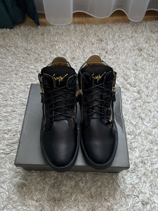 Giuseppe Zanotti Velvet Kriss
