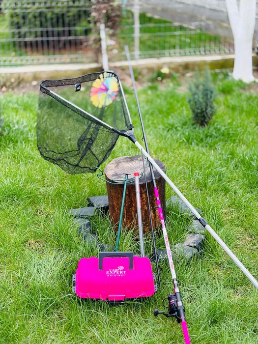 Kit pescuit Carp Expert nou! Vanju Mare • OLX.ro