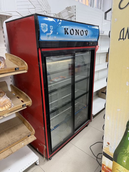 Витринный холодильник
