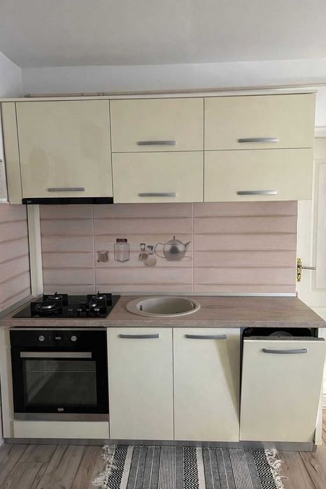 Mobila bucatarie complet echipata