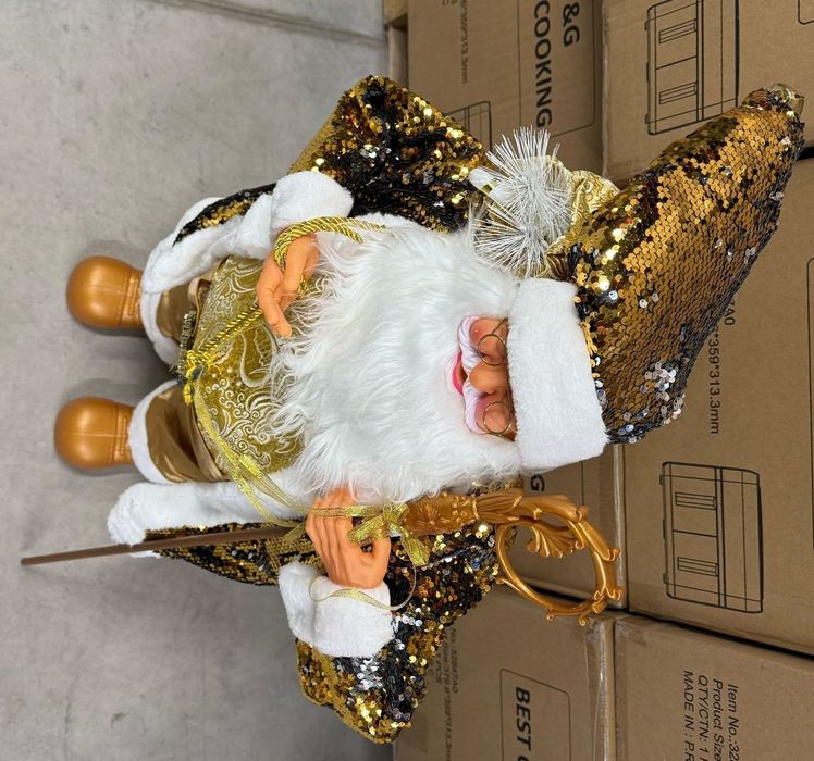 Внеси коледно вълшебство у дома – фигура на Дядо Коледа