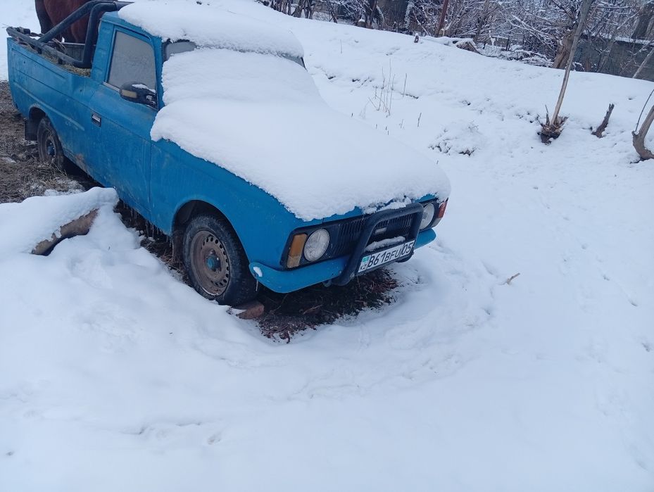Москвич пирожковоз иж2715.