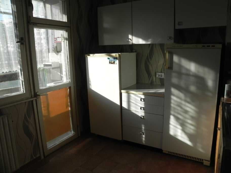 Дава се под наем Тристаен апартамент в София, Център - 90 кв.м за 400 € - Снимка #3