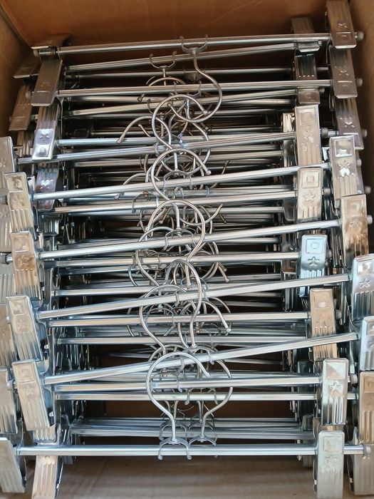 Kiyim ilgich va qisqichlar