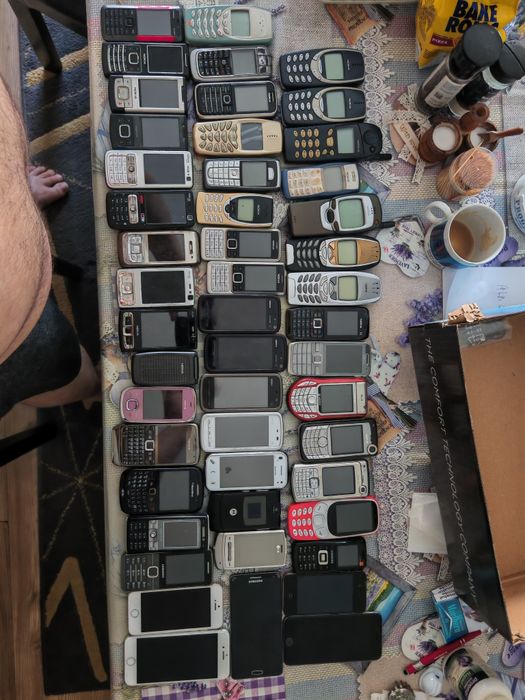 Telefoane retro functionale