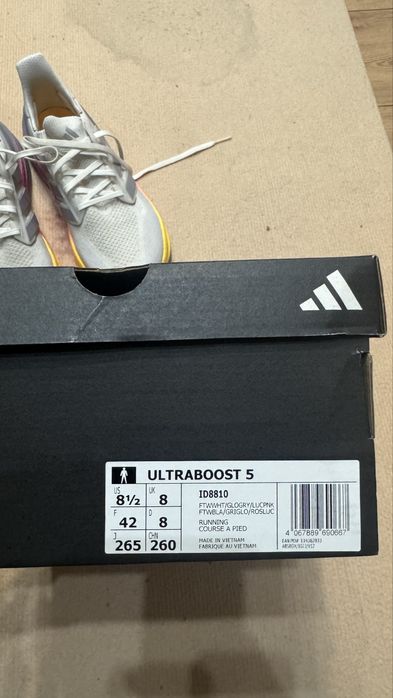 Adidas ultraboost 5 (42 размер)