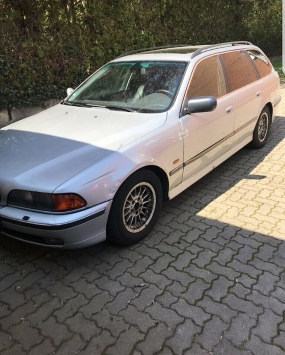 Dezmembrez bmw e39 520 525 530