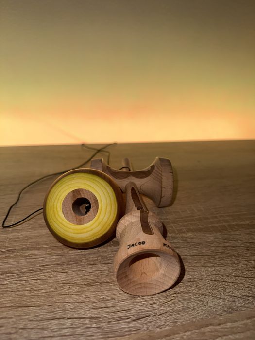 Kendama KROM Jacob Acrobat