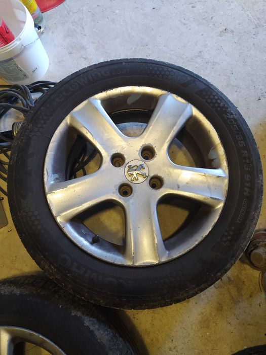 205/55R16 от Пежо 307