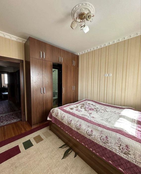 Код 885   Продается 4/4/5 ком квартира куйлюк массив 5 не торец