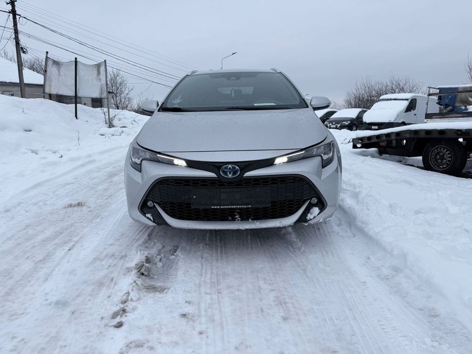 Toyota Corolla Vând toyota corolla hybrid 2019, cutie automata, etc