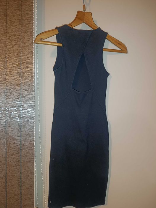 Спортно елегантни рокли