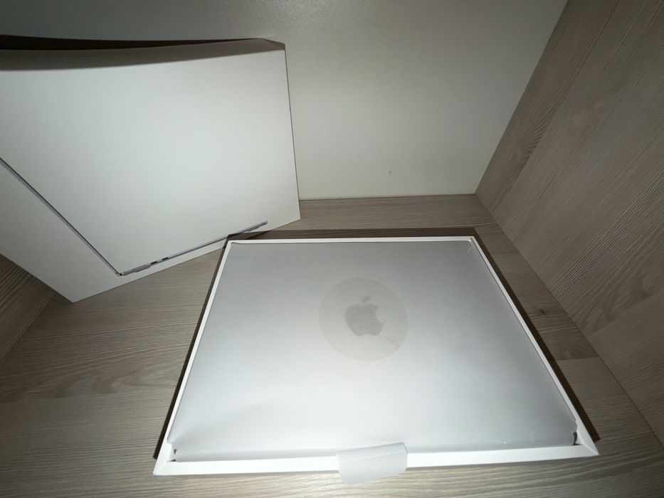 Macbook air m2 2024 99% in garantie