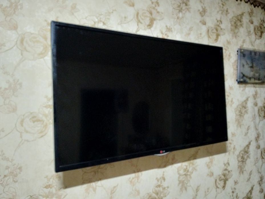 Продам телевизор