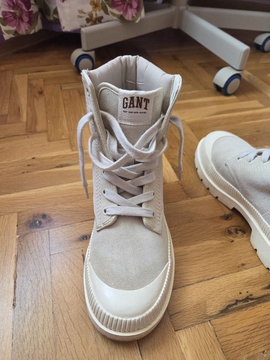Боти от велур Gant