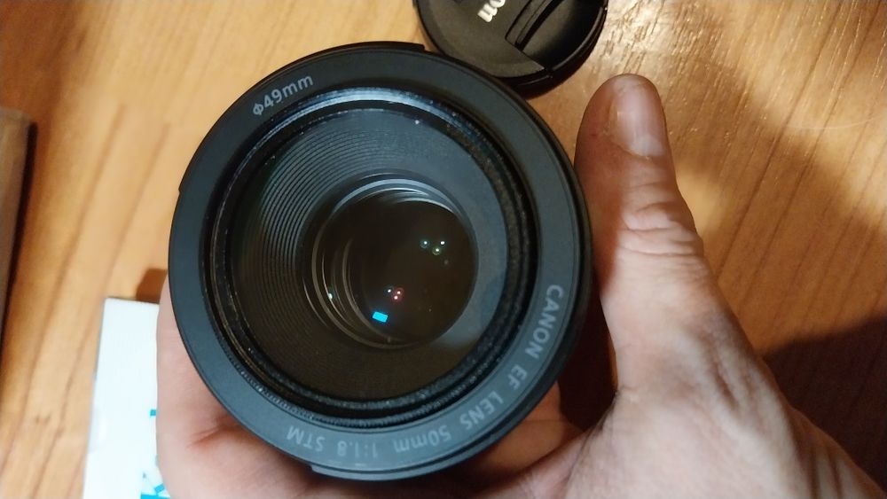 Obiective Canon 50mm f 1.8 STM si 100-300mm 4 5-5.6 USM