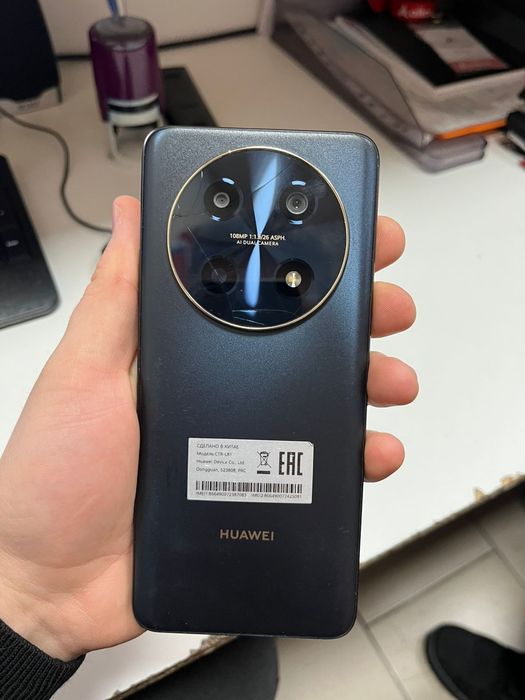 Huawei nova 12 I