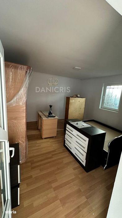 Casă Palas | 3 camere  | Teren 275 mp  | Pod Înalt | Beci