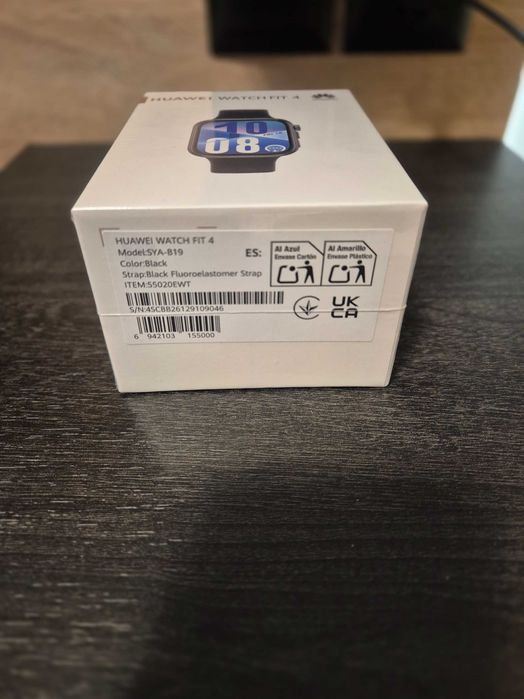 Часовник HUAWEI WATCH FIT 4 с 2 години гаранция