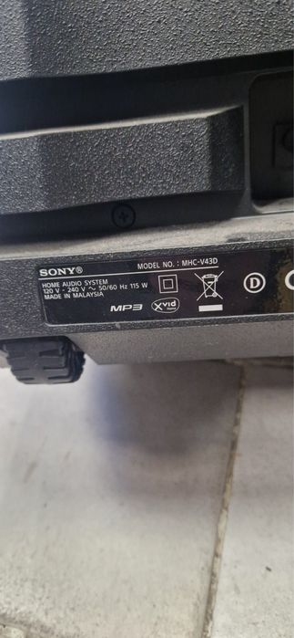 Преносима тонколона Sony