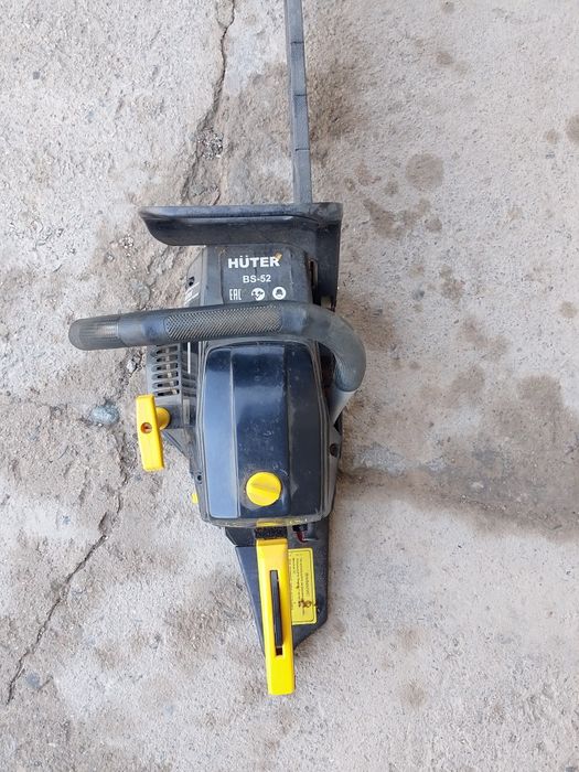 Бензопила хютер...