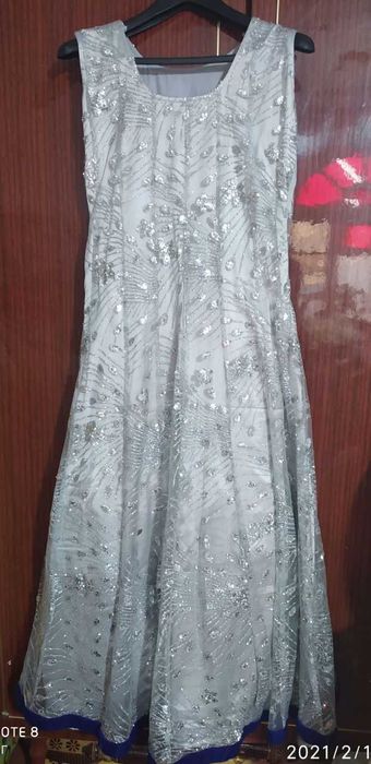 Ансамбль келинчакларга.  Келинчакларга ансамбль