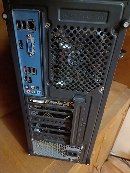 Pc i5, 8gb ram, hdd.