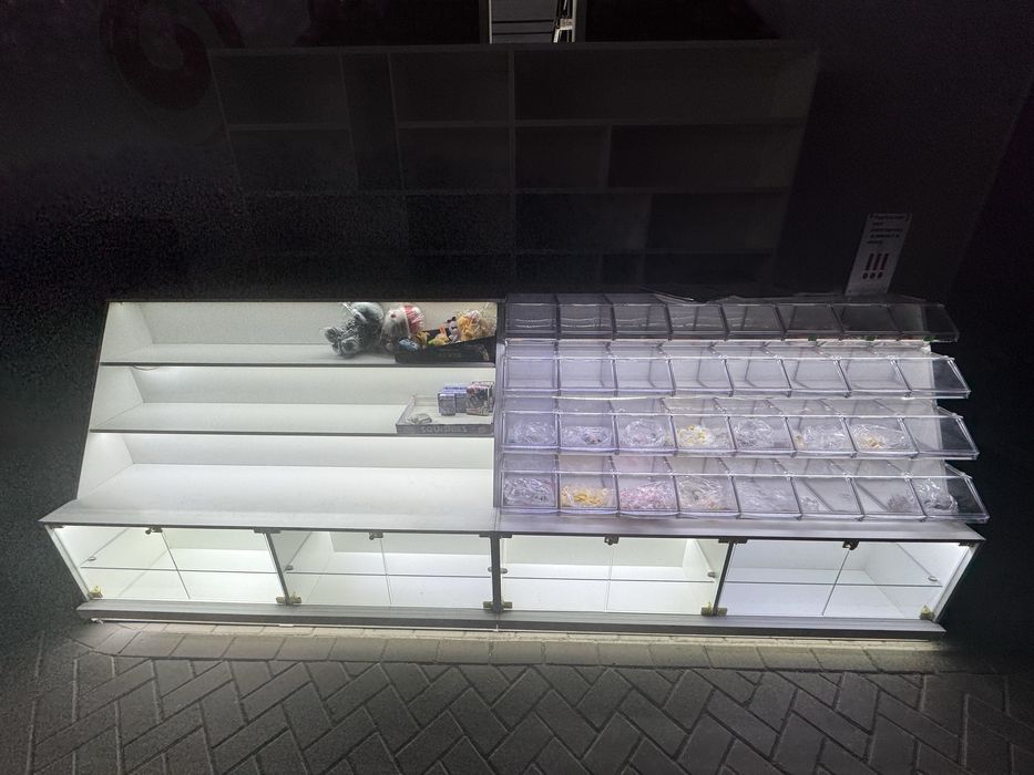 шкаф  витрина алматы