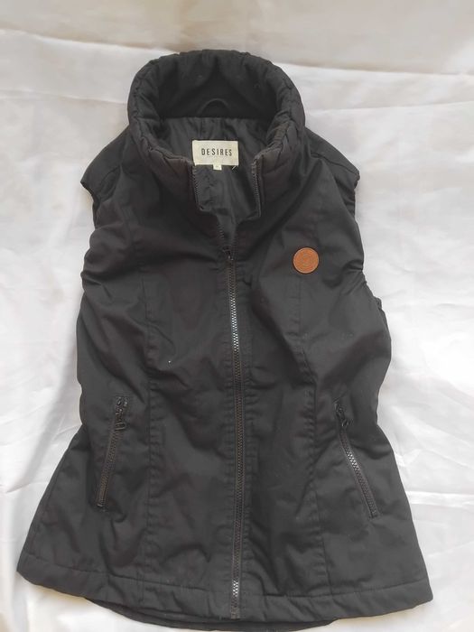 Desires - НОВ оригинален дамски топъл елек