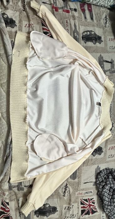 Продам новый свитер