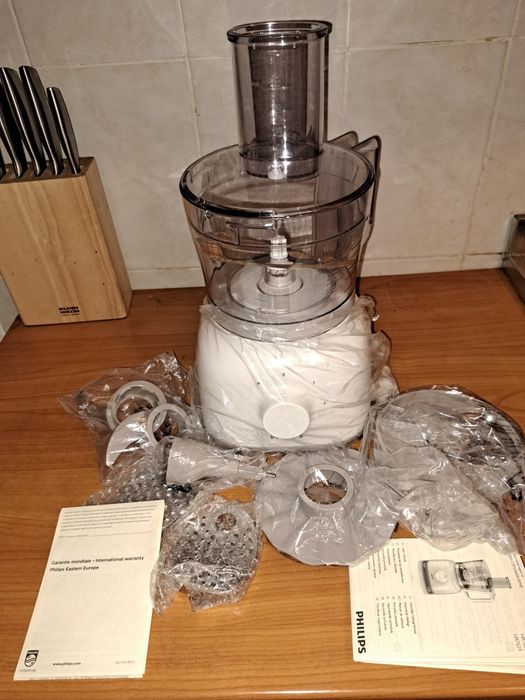 Robot de bucătărie PHILIPS HR7627